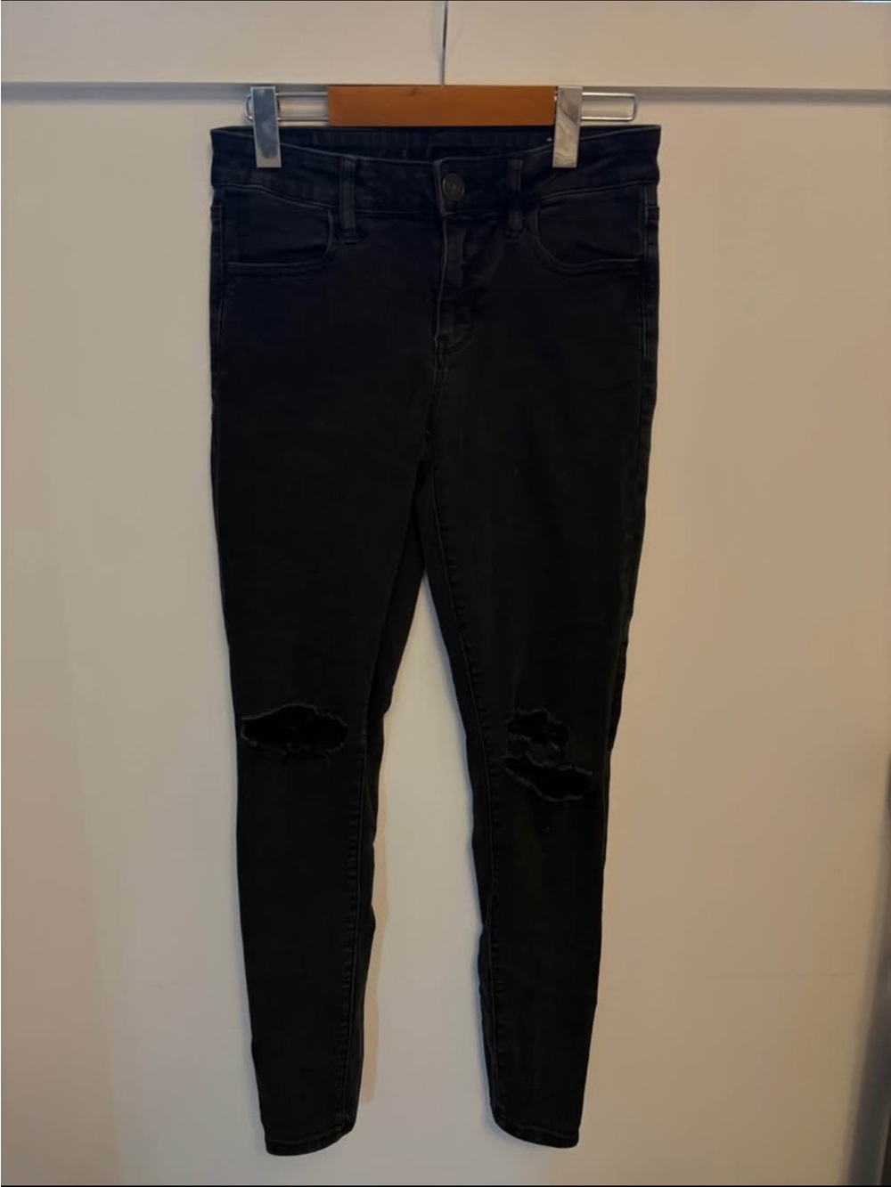 AE Black Distressed High-Rise Women's Jeans